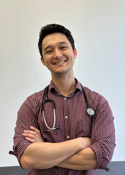 Dr Zachary Hur 